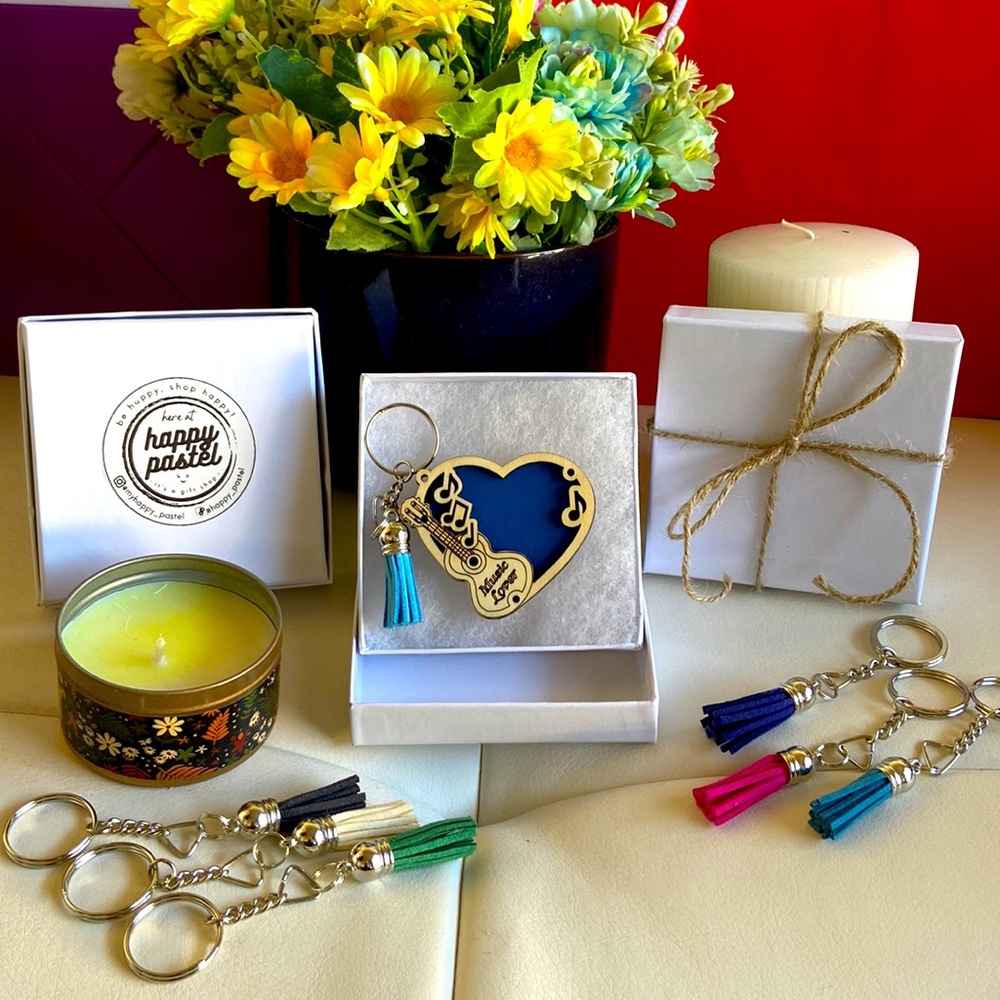 3D Keychain with Tassel / Fridge Magnet 
Wooden Heart with Guitar